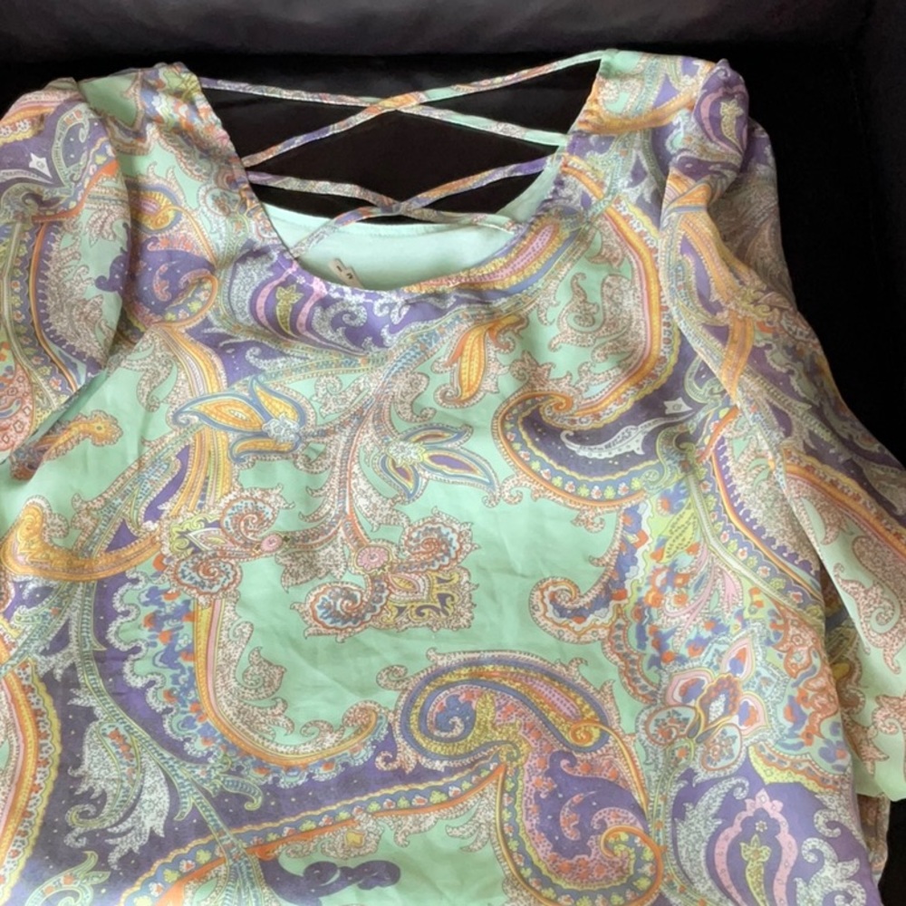 Spring Tunic - Picture 2 of 2